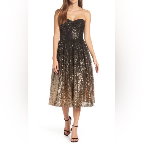 Eliza J Dresses & Skirts - Eliza J Black and Gold Strapless Dress